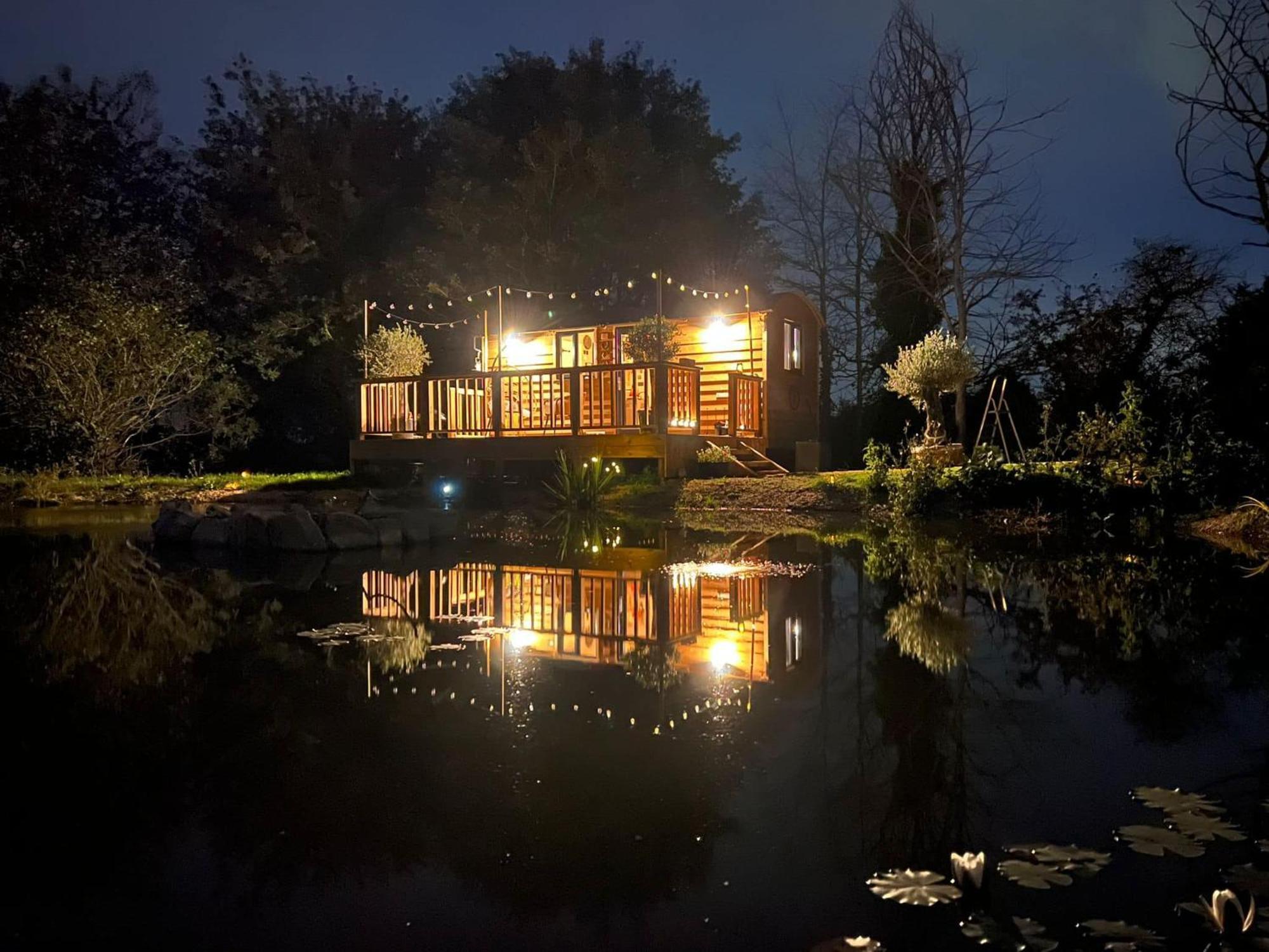 Rusty Duck Retreat Shepherds Hut Shedfield Zewnętrze zdjęcie